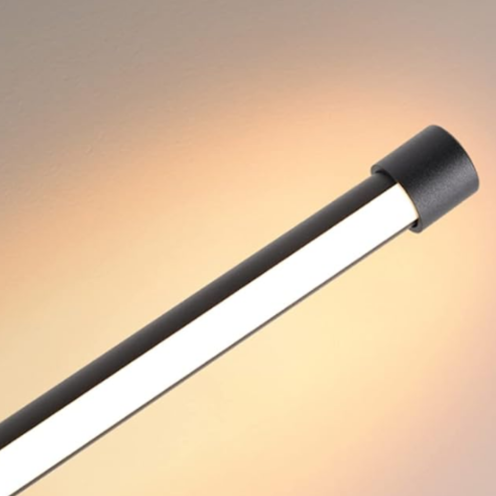 LED Bordlampe med Justerbar Lysstyrke og Amber Glød - Moderne Design 4