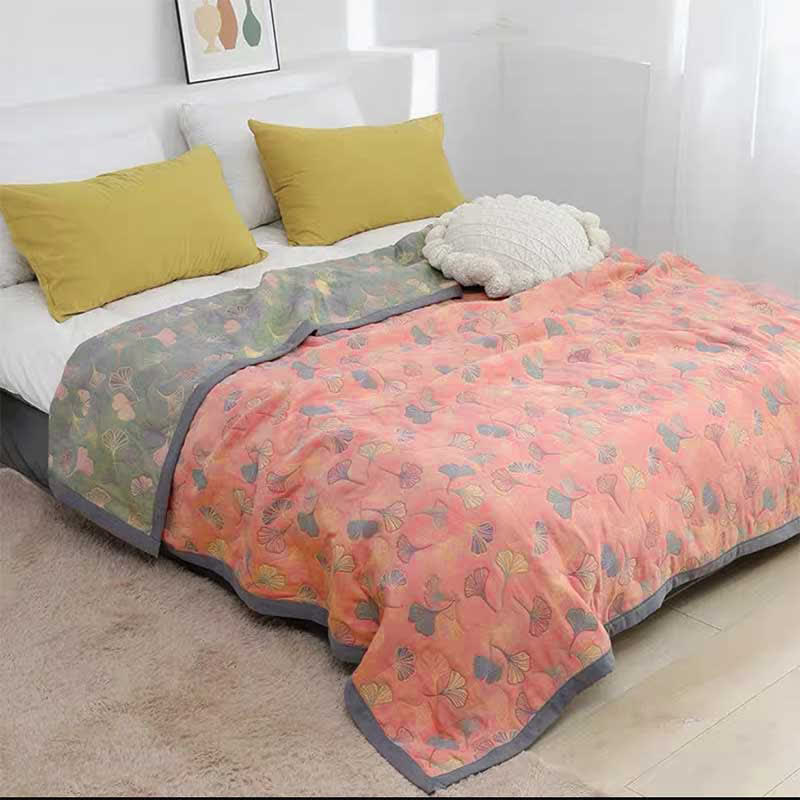 MEELANO Vendbart bomuldsdyne med ginkgobladmønster Pink & Blågrå Quilt