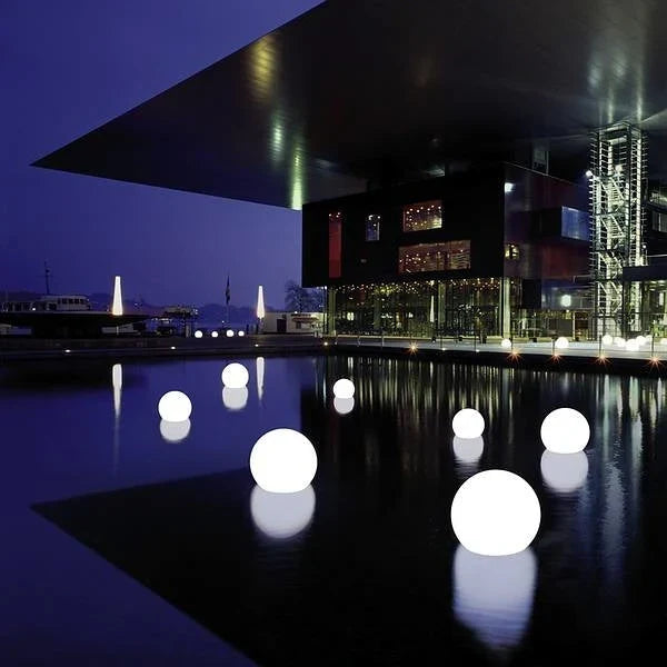 MEELANO Rund Havebelysning – LED Lyskugle til Have & Terrasse med 16 Farver & Fjernbetjening, 12–25 cm – GlowSphere
