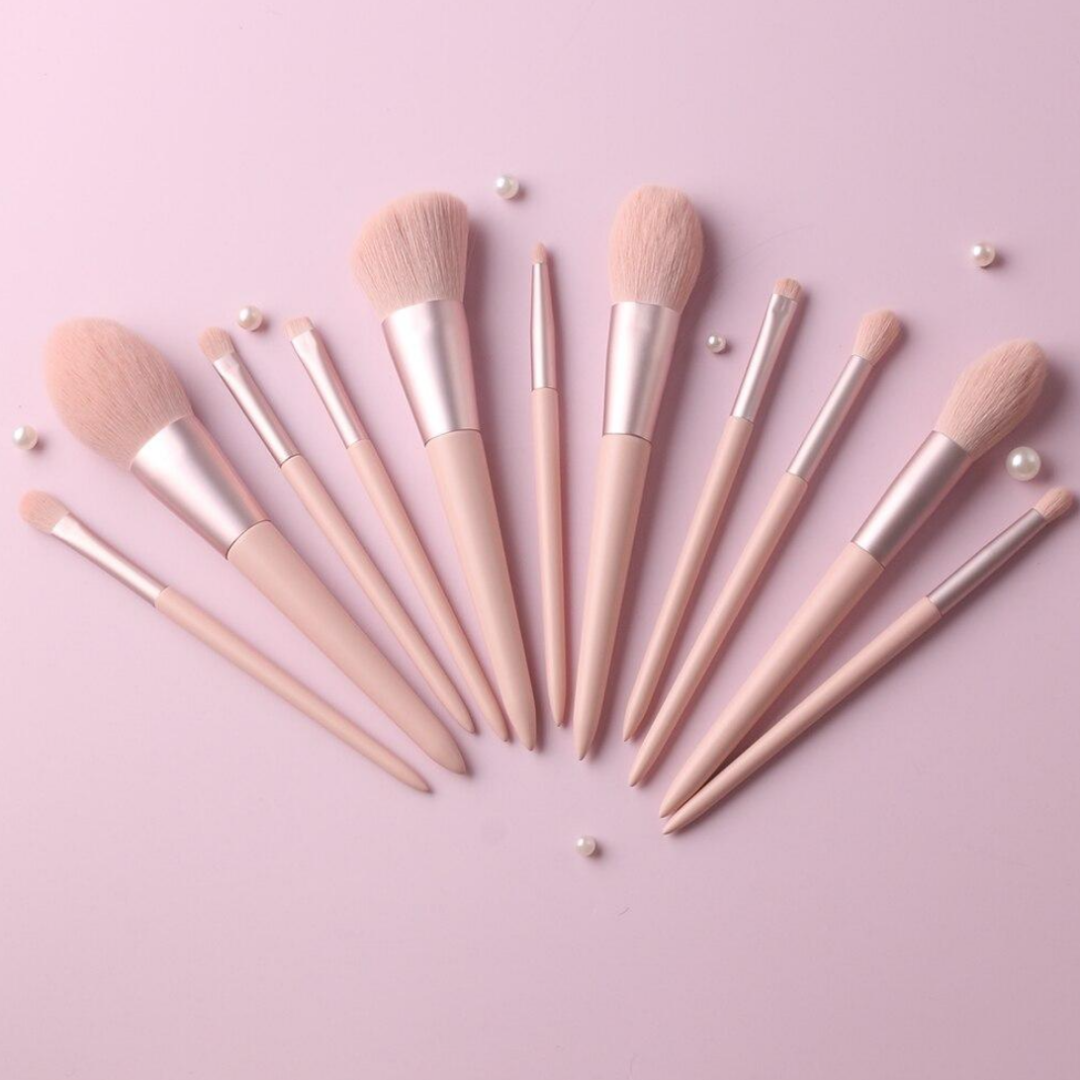 MEELANO Makeup Pensler Sæt – 11 Makeuppensler til Kontur, Rouge, Øjenskygge & Highlighter, Træskaft – Mary Miracle