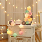 Munter Bomuldskugle Lyskæde – Cotton Ball Lyskæde med 10 LED Kugler, USB eller Batteri, 9 Farver – LumiBall