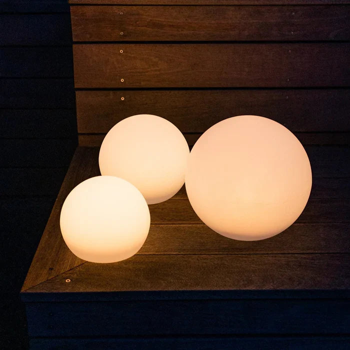 MEELANO Rund Havebelysning – LED Lyskugle til Have & Terrasse med 16 Farver & Fjernbetjening, 12–25 cm – GlowSphere