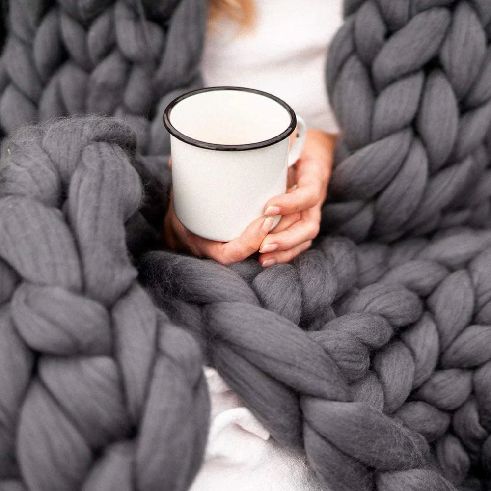 DIY Chunky XL Uldgarn 1000g – Tykt Garn til Armstrikning, Strik Dit Eget Bløde Tæppe & Pude – LuxeWool
