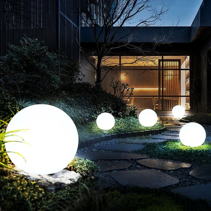 MEELANO Rund Havebelysning – LED Lyskugle til Have & Terrasse med 16 Farver & Fjernbetjening, 12–25 cm – GlowSphere