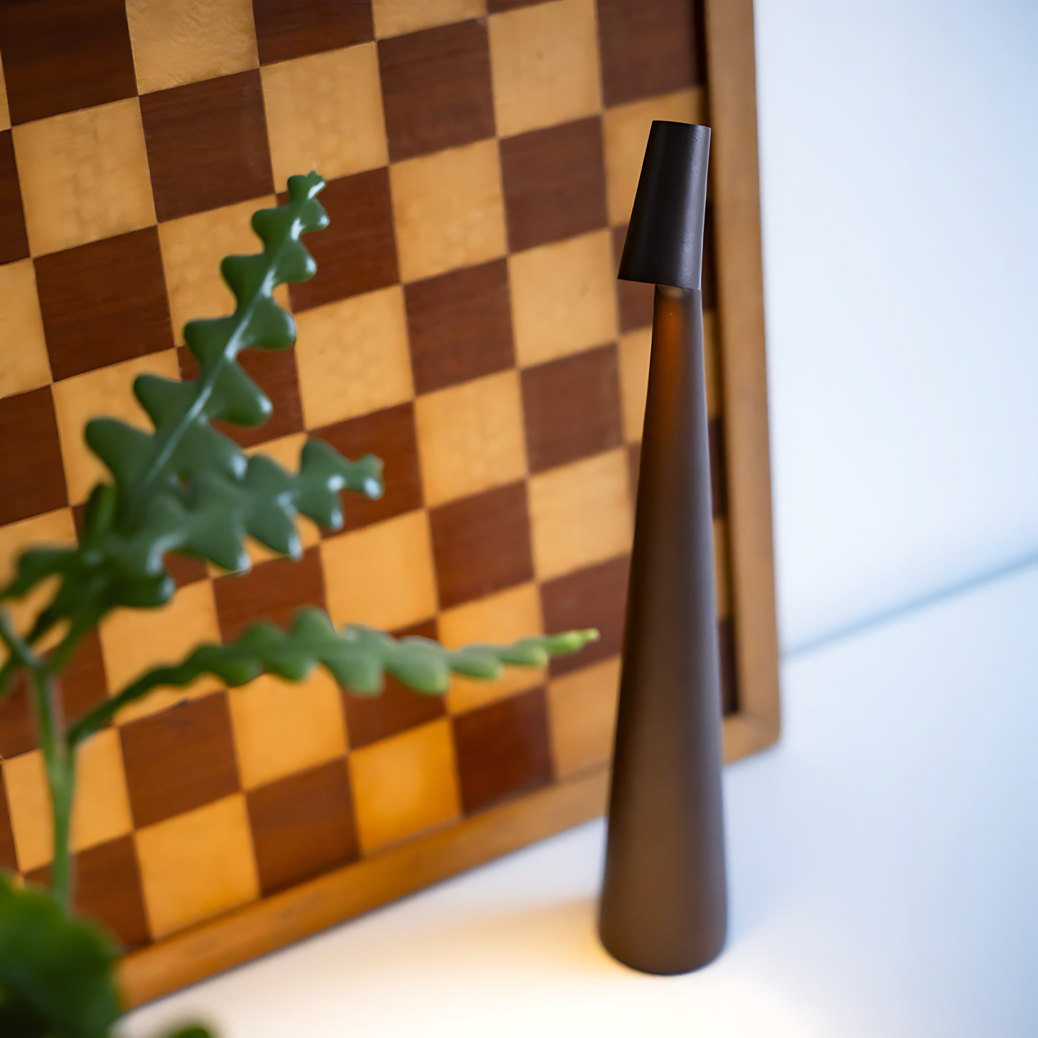 MEELANO Bordlampe Uden Ledning Aluminium Minimalistisk Design