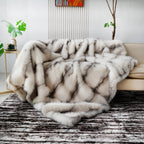 MEELANO Dania Tæppe i Kunstpels – Luksuriøst & Blødt Sofa- og Sengetæppe i Polyester Hvid
