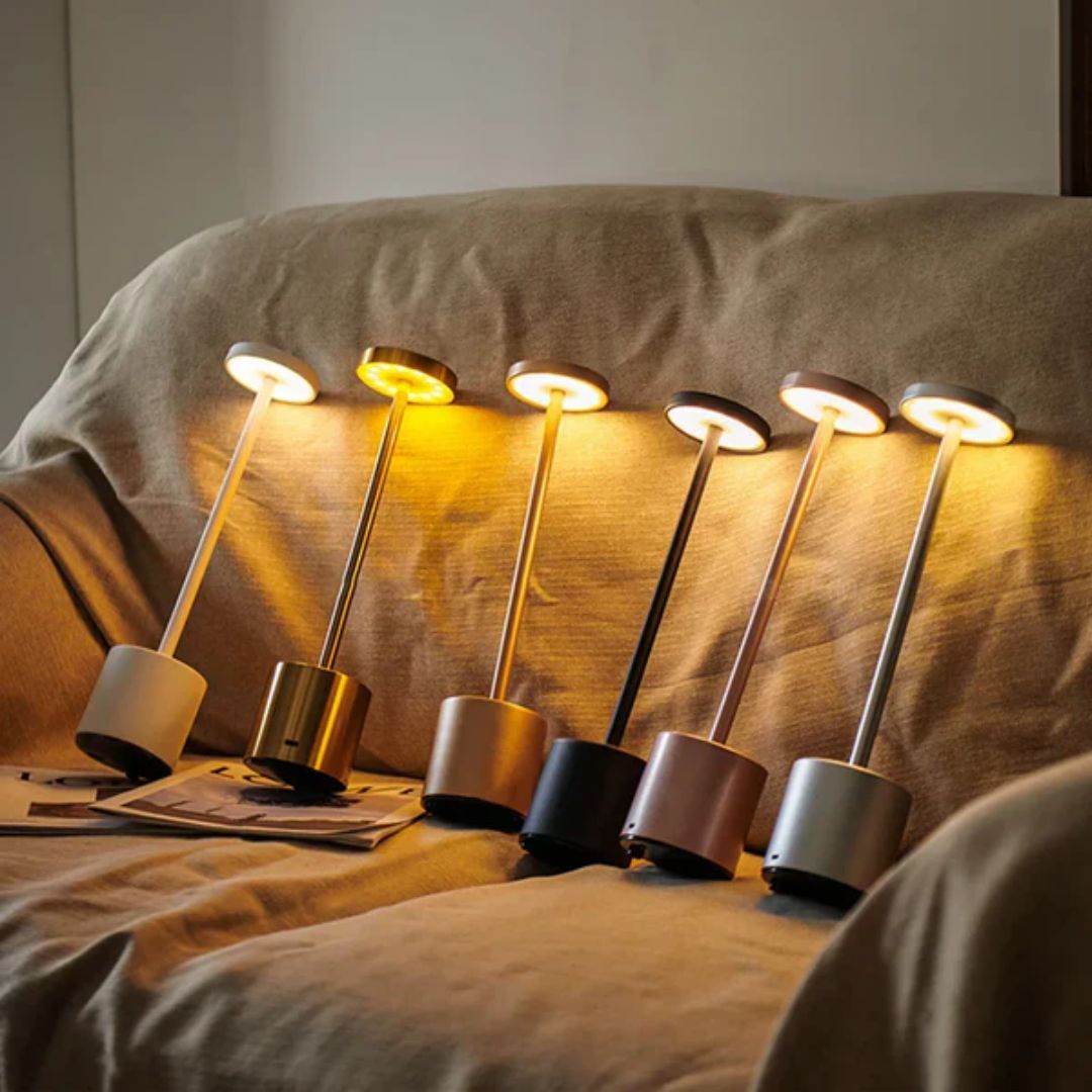 MEELANO EleganzLeuchte – Trådløs & USB-Genopladelig Bordlampe i Luksuriøst Design