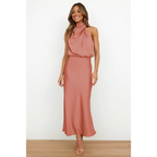 MEELANO Esthétique | Dame Halterneck-aftenkjole – Elegant Midi-længde & Sofistikeret Look rød