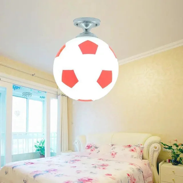 MEELANO Fodbold LED loftlampe dæmpbar til et muntert børneværelse