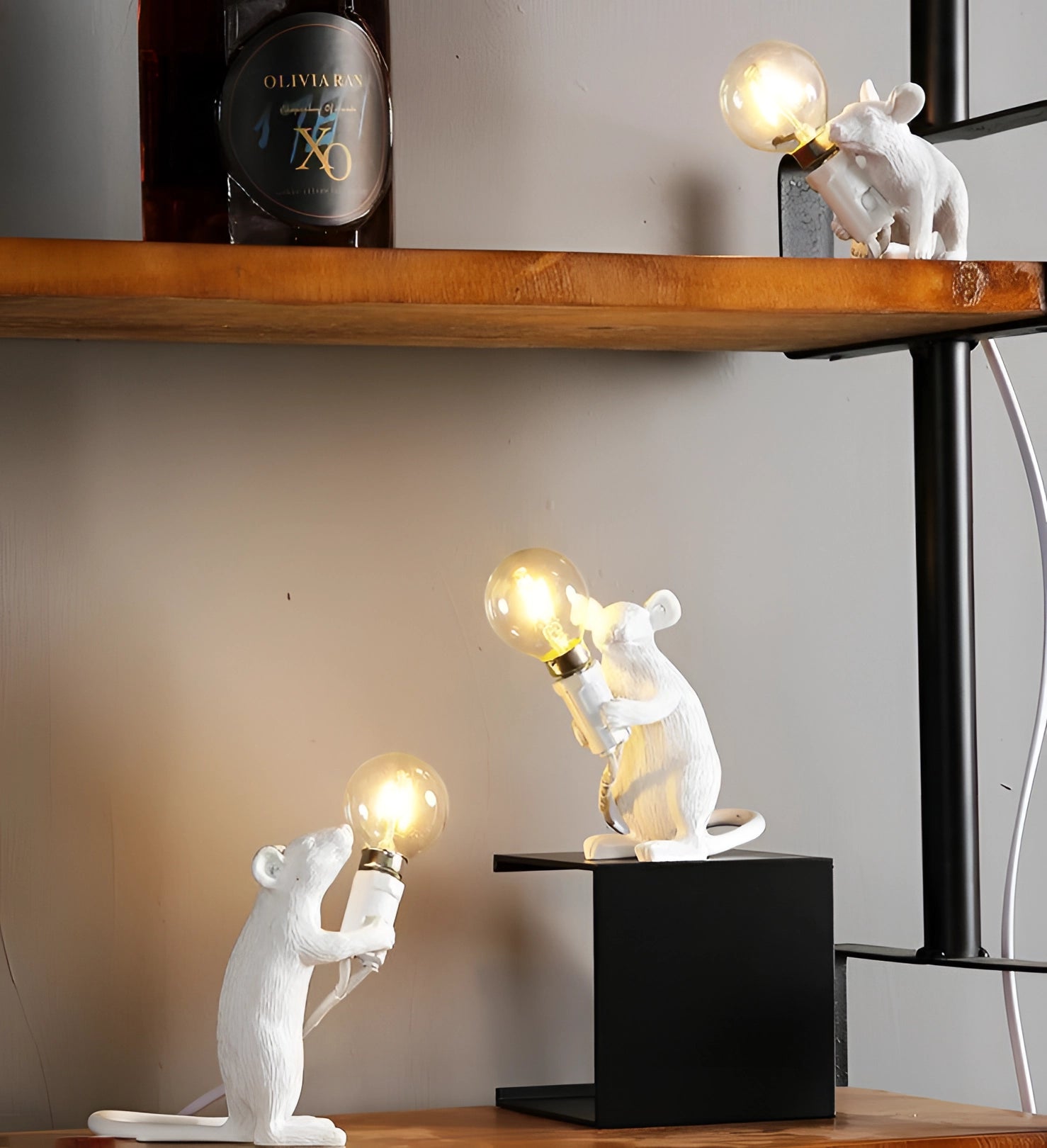 MEELANO Guldmuselampe - Finurlig dyreformet skrivebordslampe, excentrisk indretning