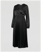 MEELANO Adōre | Dame Maternity Maxi-kjole – Elegante Plisserede Off-Shoulder Detaljer