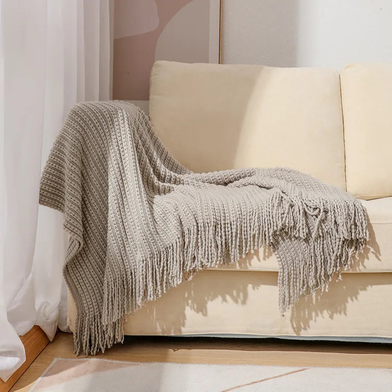 MEELANO Klassisk Boheme Strikket Tæppe – Ensfarvet Akryl Tæppe med Frynser i Boho Design Khaki