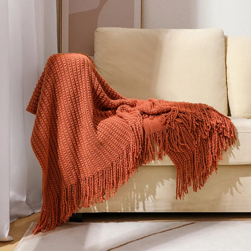 MEELANO Klassisk Boheme Strikket Tæppe – Ensfarvet Akryl Tæppe med Frynser i Boho Design Brun