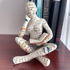 MEELANO Læsende kvinde tænker statue bogreol dekoration A