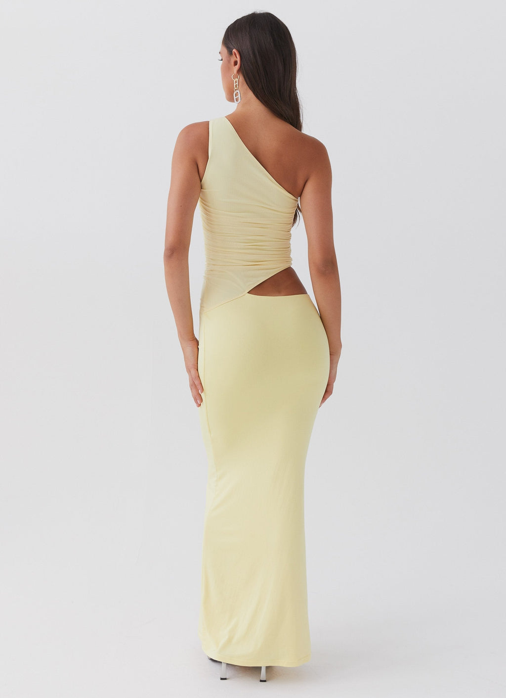 MEELANO Aura | Dame Lang Kjole – One-Shoulder Design & Cut-Out Detalje