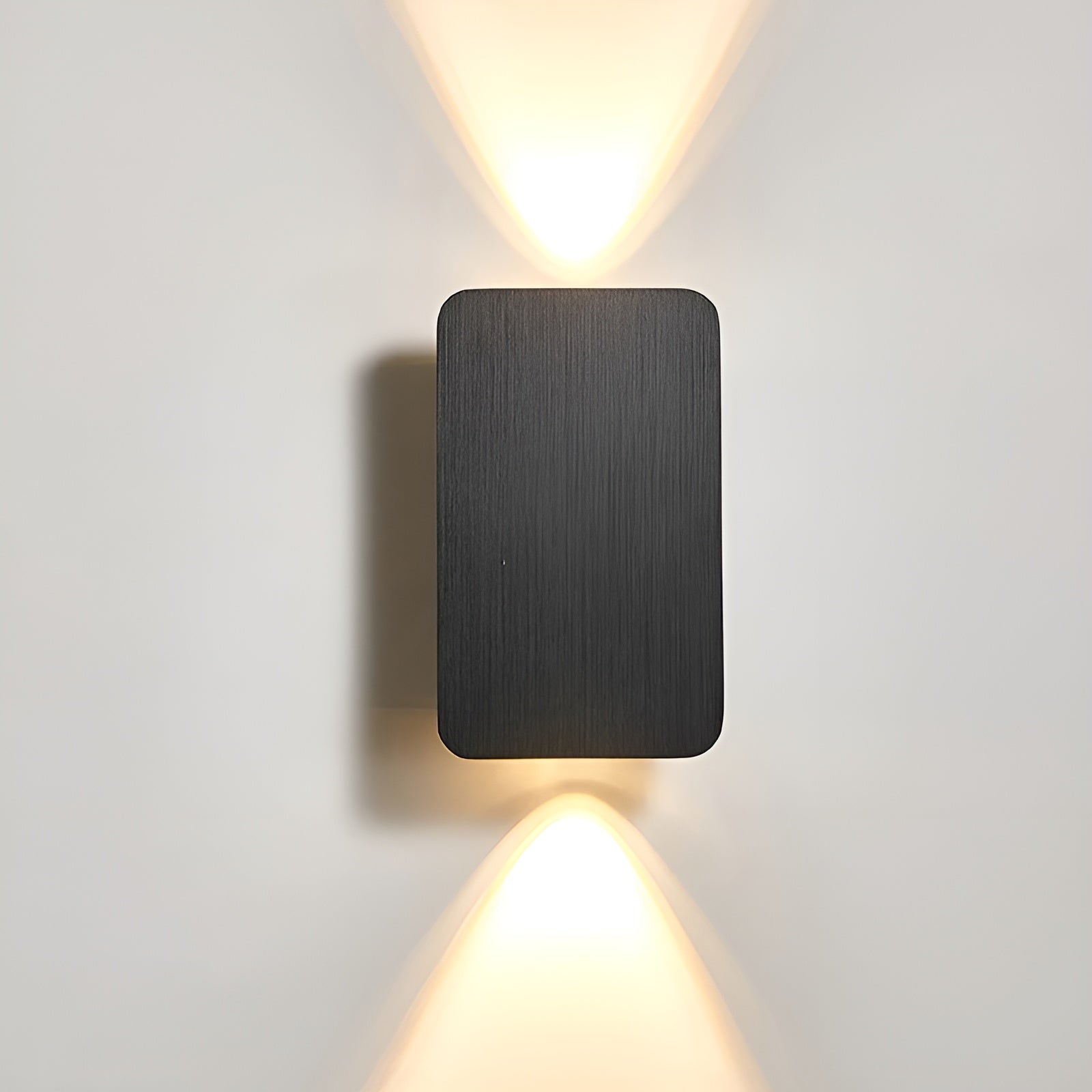 MEELANO Minimalistisk LED Væglampe i Rektangulær Form - Sort, Grå, Guld, Brun Sort