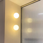 MEELANO Minimalistisk Ronde Væglampe i Glas med LED Belysning - 12-20cm