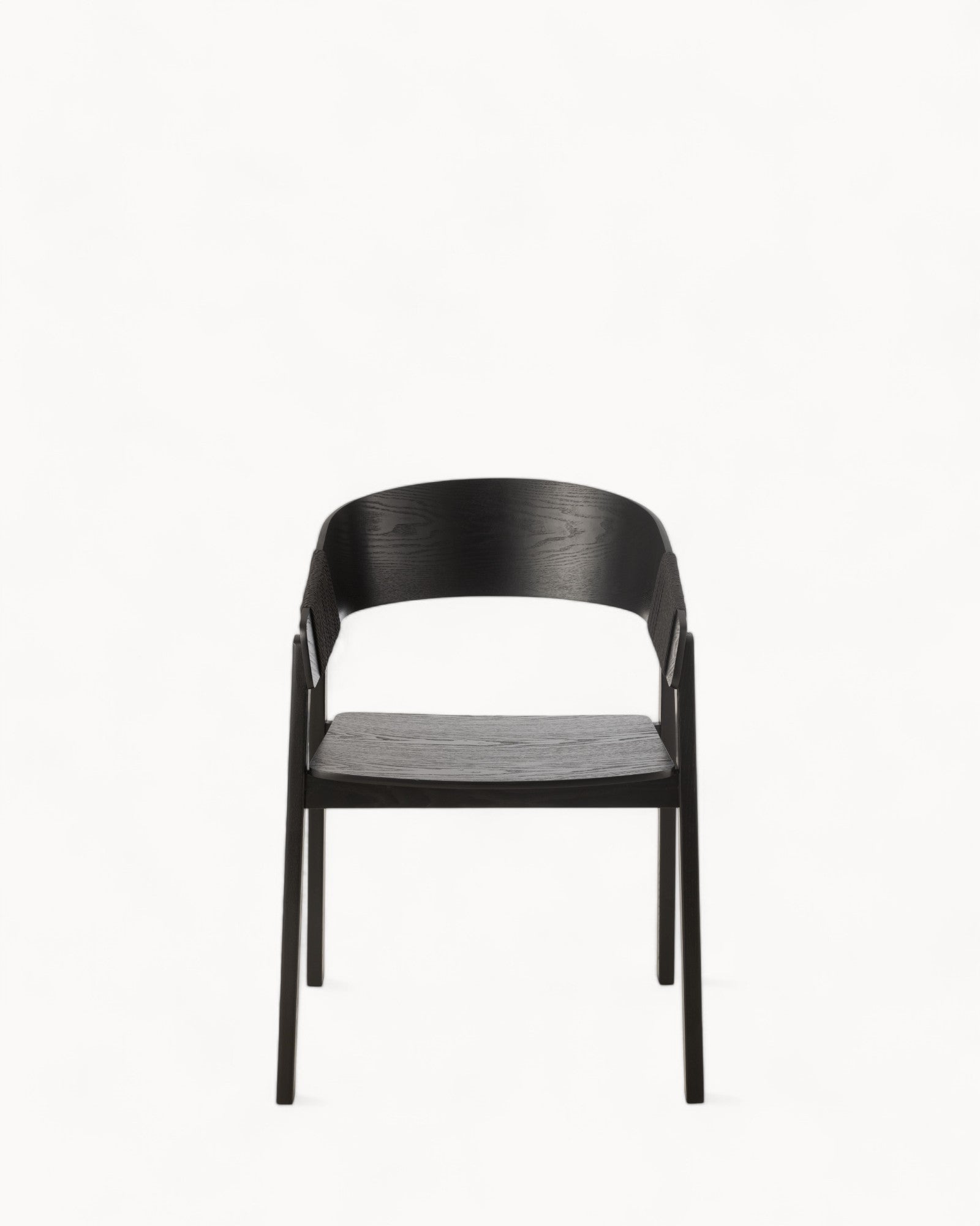 MEELANO Minimalistisk Stol i Eschenholz med Sort Seil – 52,8 cm Bredde