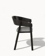 MEELANO Minimalistisk Stol i Eschenholz med Sort Seil – 52,8 cm Bredde