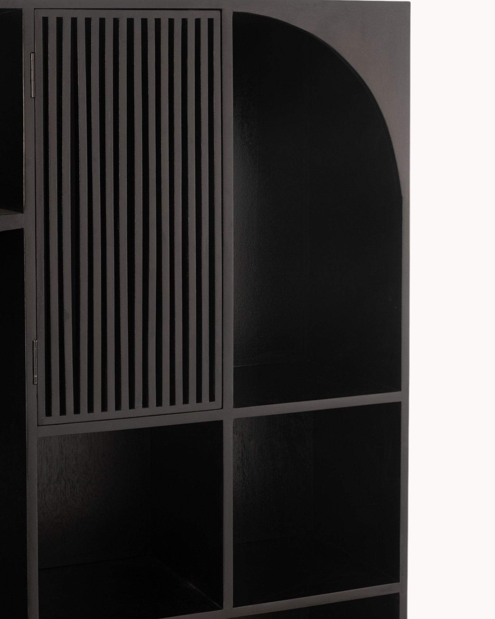 MEELANO Moderne Bogreol i Mangotræ og MDF - 168 cm Høj, Sort Finish