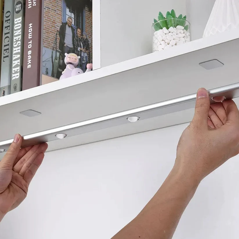 MEELANO MotionGlow LED-Lampe – Trådløs Belysning med Bevægelsessensor & Energibesparelse