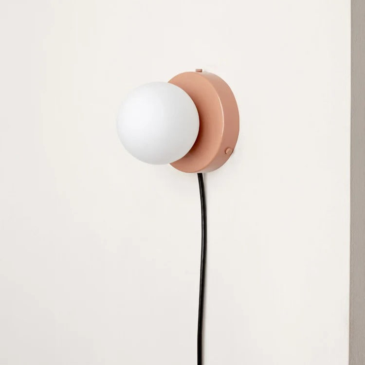 MEELANO Moderne væglampe i frostet glas med jernbase – plug-in design og LED-pære inkluderet Med stik - lyserød