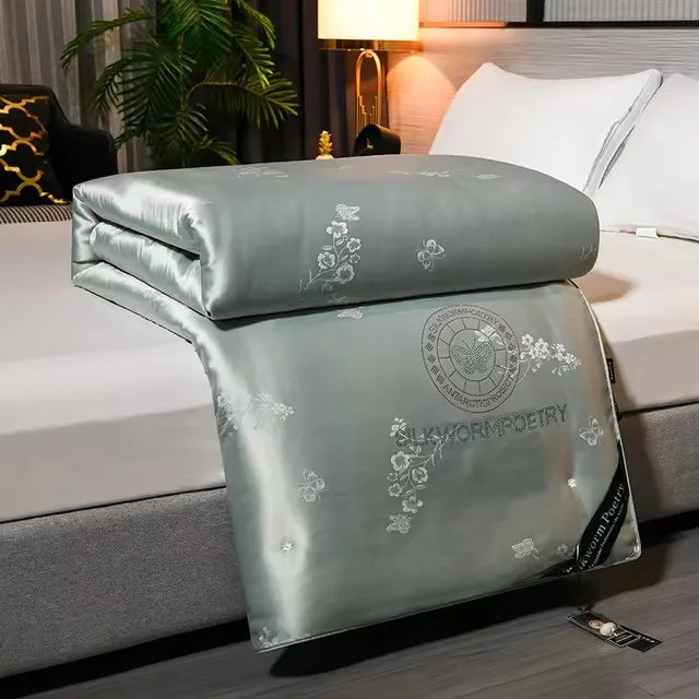 MEELANO Luksus Vinterdyne Med Temperaturregulering Og 100% Moerbei Silke 5 Kg Grå