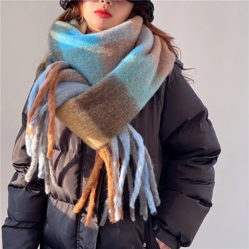 MEELANO Stort Vintertørklæde – Blødt Dametørklæde med Farveforløb & Frynser, Varmt, 7 Farver – Luna Lyseblå