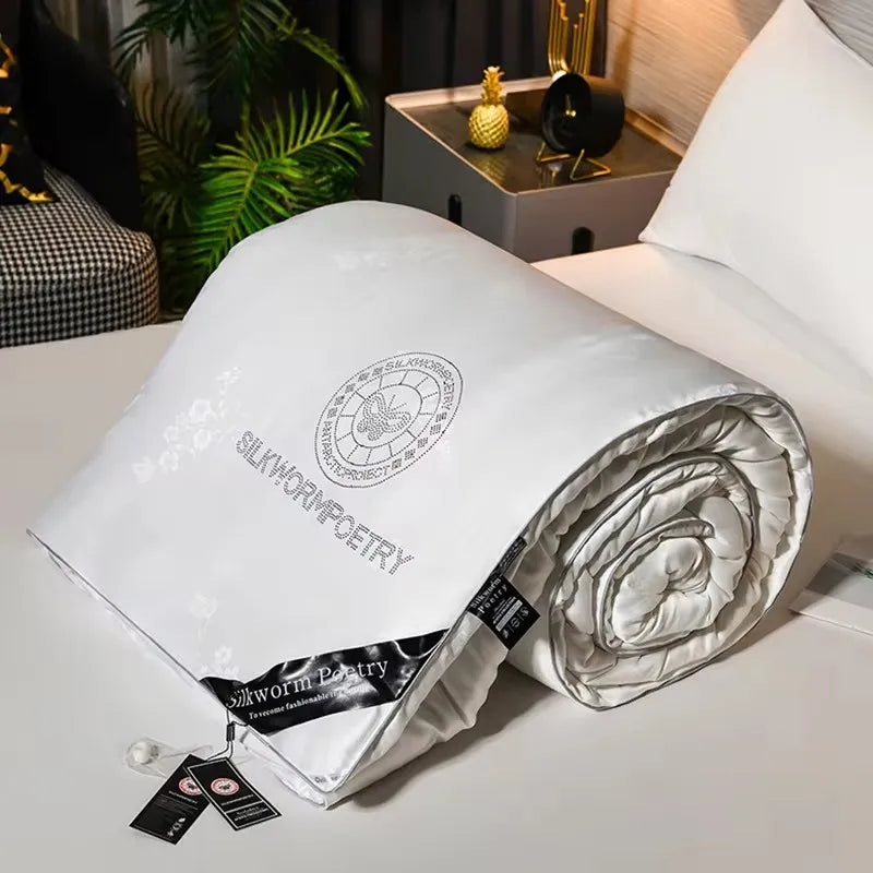 MEELANO Luksus Vinterdyne Med Temperaturregulering Og 100% Moerbei Silke 5 Kg