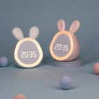 MEELANO Børnevækkeur Kanin med LED-natlys – Vækkeur til Børn med Dæmpbart Natlys, Pink eller Hvid – BunniGlow
