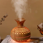 MEELANO SerenityMist Aroma Diffuser – Moderne LED Duftforstøver med 300 ml Tank & Blomsterdesign Brun