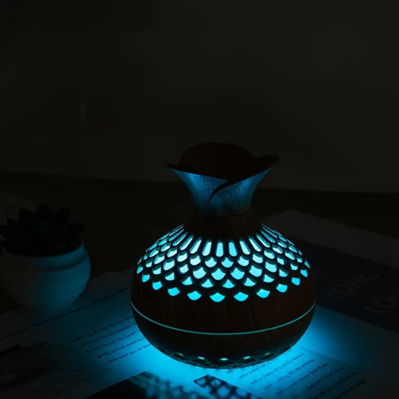 MEELANO SerenityMist Aroma Diffuser – Moderne LED Duftforstøver med 300 ml Tank & Blomsterdesign