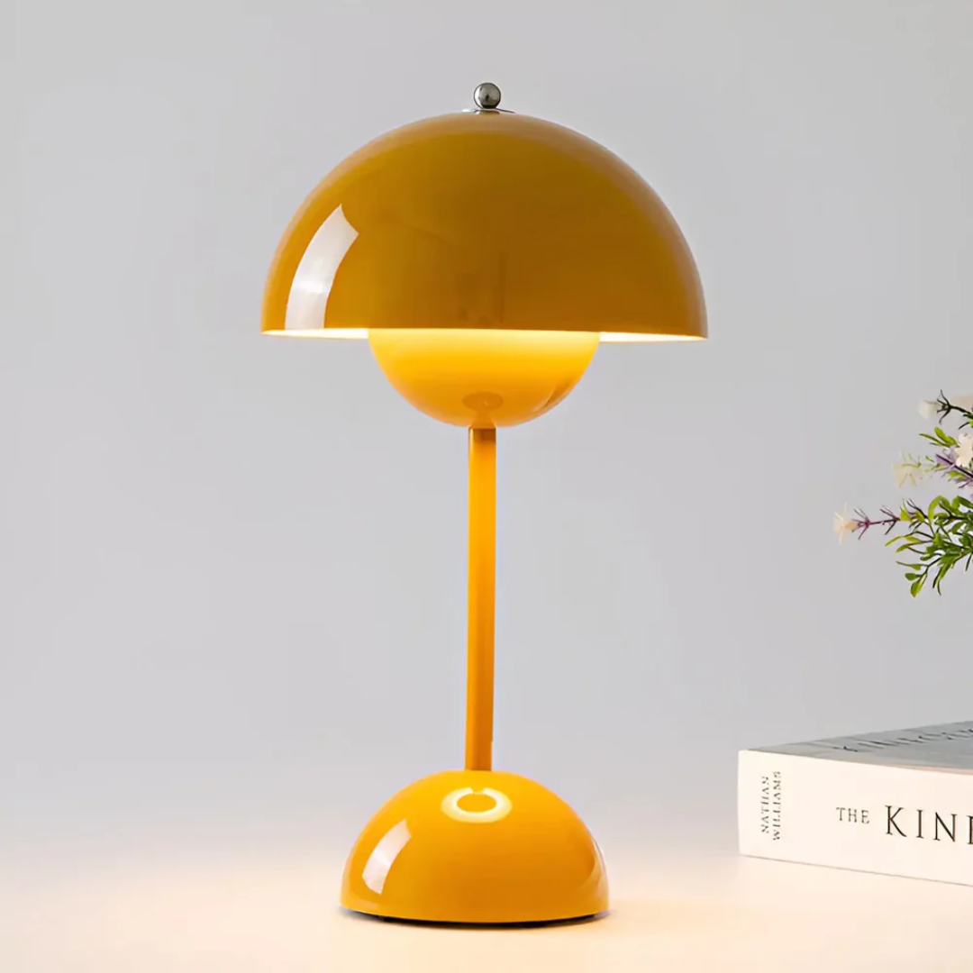 MEELANO Skandinavisk bordlampe med lysende flair - NordicBeam Orange