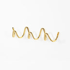 MEELANO Elegant smedejerns vægkrog i bølgeform – moderne og dekorativ opbevaringsløsning til entré, soveværelse eller garderobe Gylden