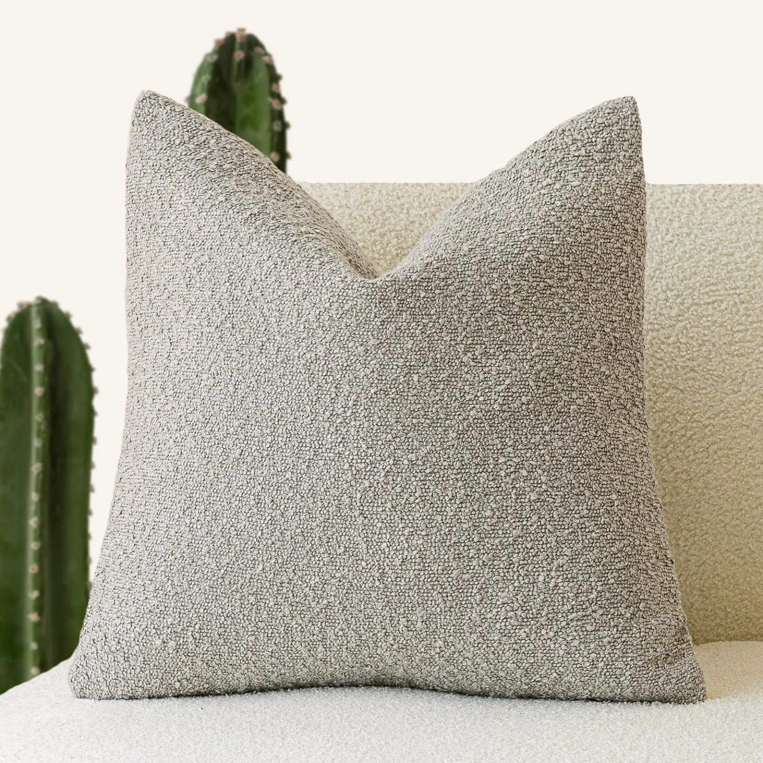 MEELANO Tulum Pude – Pudebetræk i Boucléstof (45×45 cm) med Elegant Design