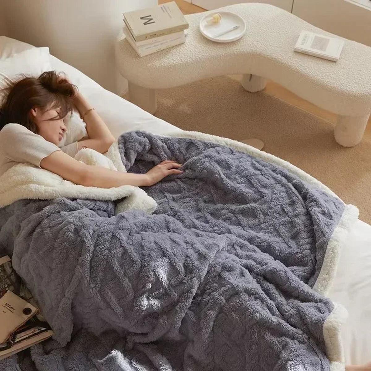 MEELANO Tyk Vinteruldtæppe i Fleece – Ekstra Varmt, Maskinvaskbart & Vandafvisende Plaid til Sofa & Seng Blå