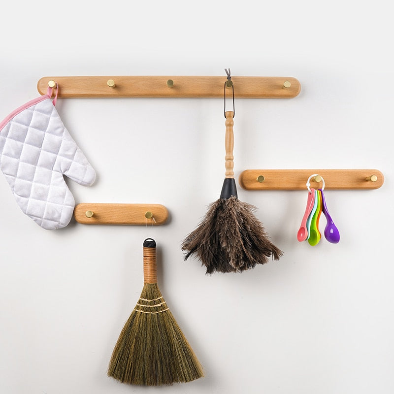 MEELANO Væghængt Knagerække i Træ med Messing Kroge – Sort Design