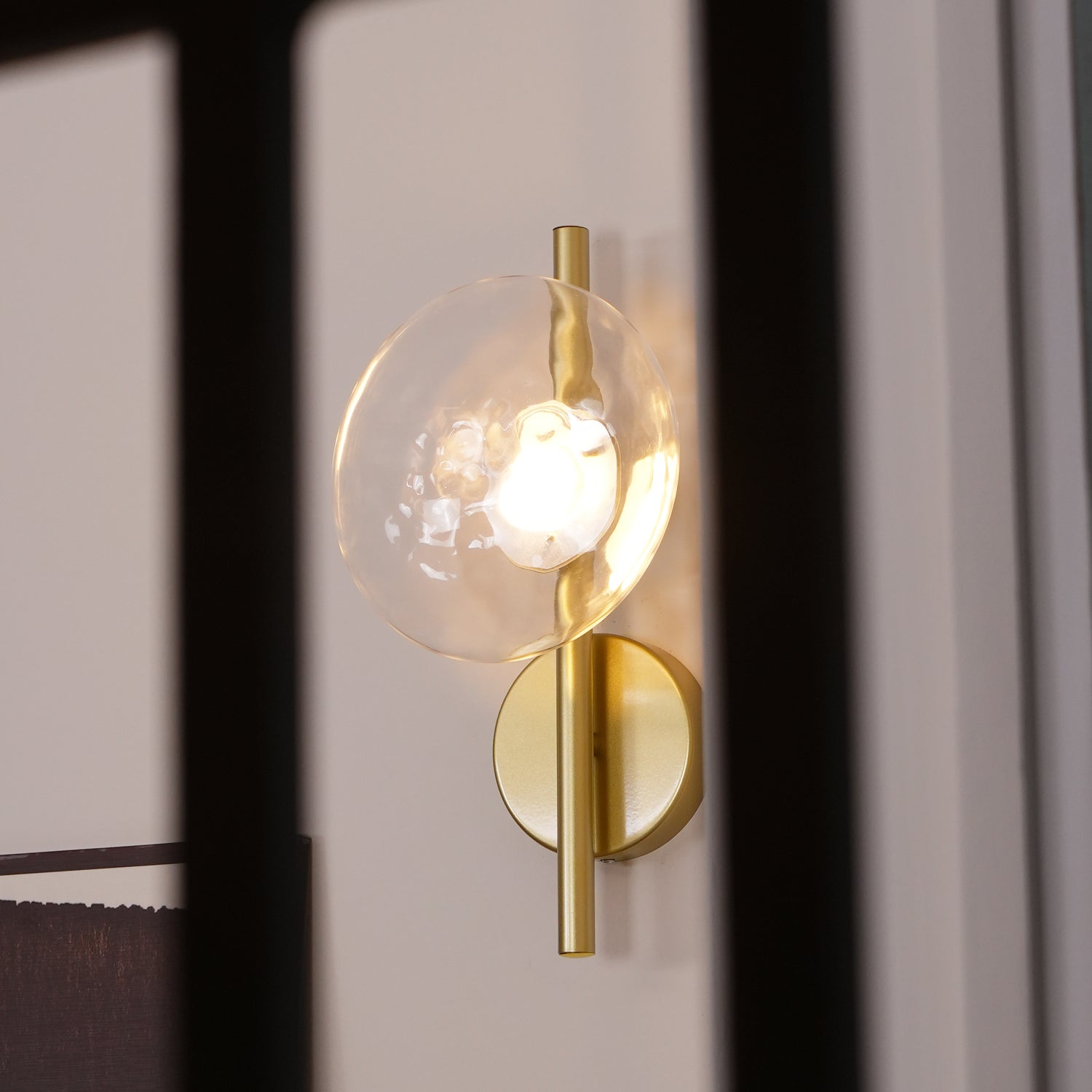 MEELANO Væglampe i Mundblæst Glas med Elegant Design - Ideel til Stue