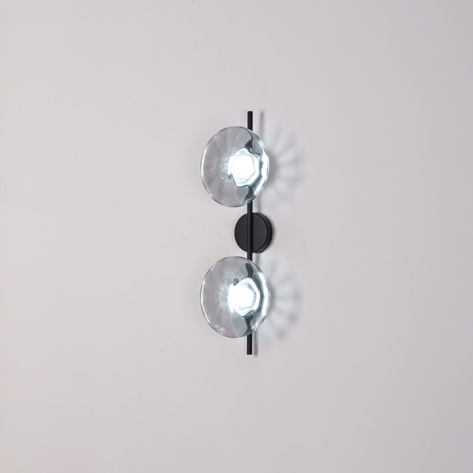 MEELANO Væglampe i Mundblæst Glas med Elegant Design - Ideel til Stue