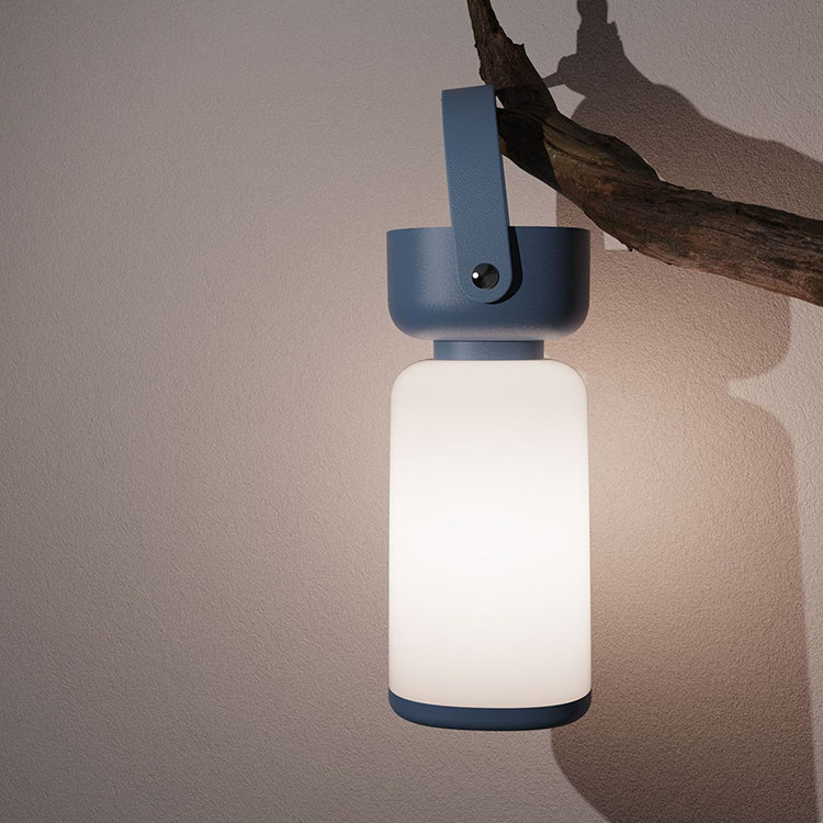 MEELANO Vandtæt Bærbar LED Udendørs Lampe i Cylindrisk Design – Ideel til Terrasse og Have Blå Uendeligt dæmpbar 5V