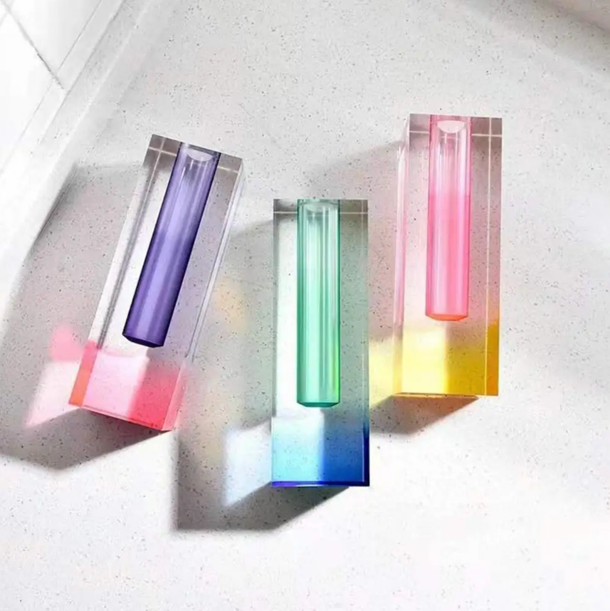 MEELANO Vanessa Vase Kollektion – Geometrisk Akryl Vase i Moderne Design