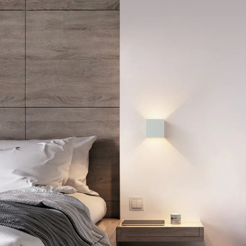 MEELANO Luksus Væglampe Med Bevægelsessensor Og Moderne Design