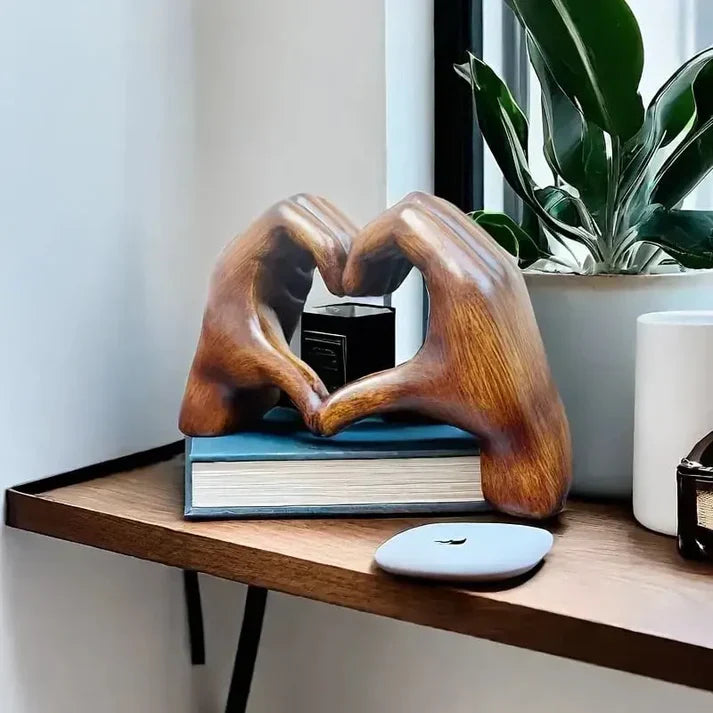 MEELANO WarmHeart – Håndlavet hjerteornament i træ som symbol på kærlighed