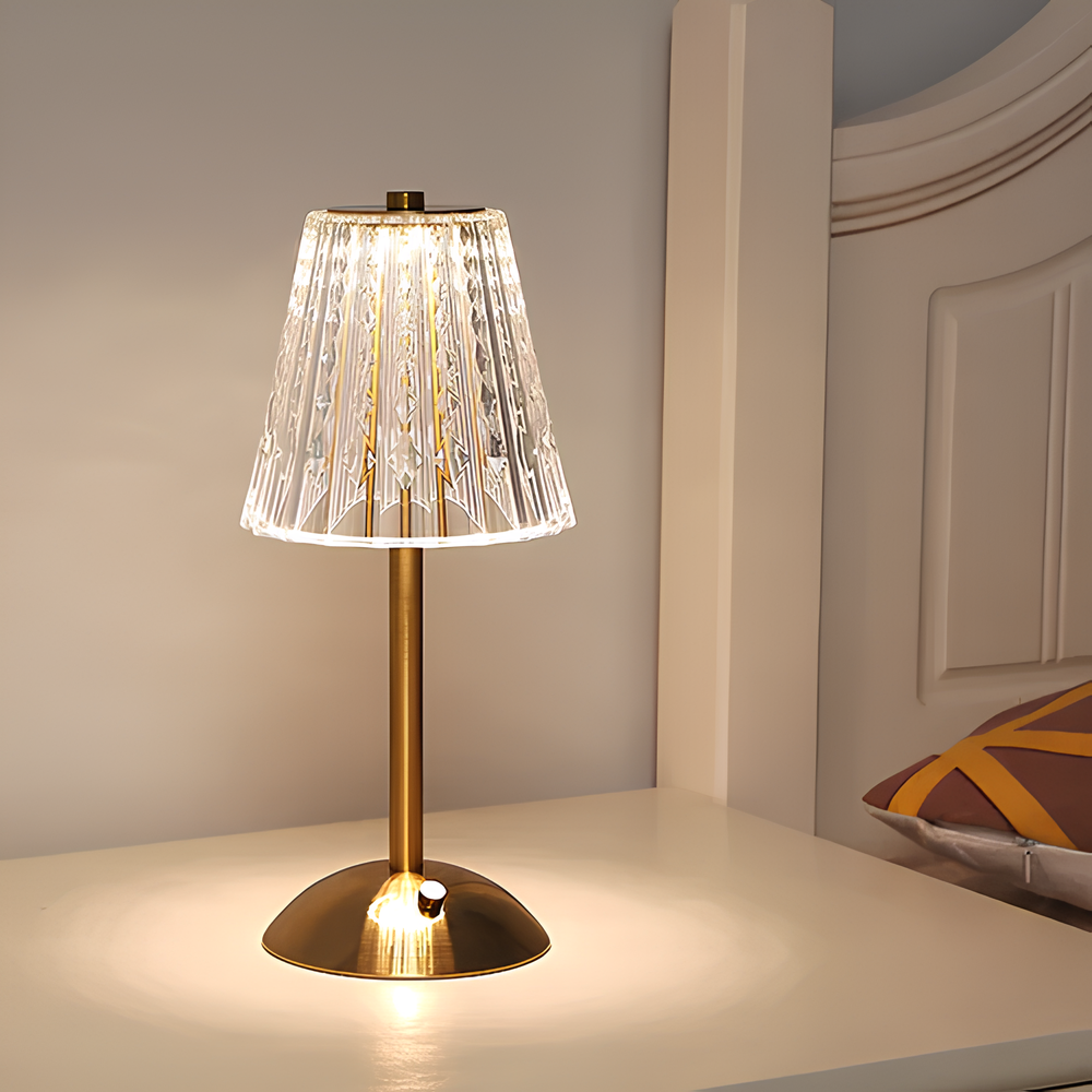 Gylden Krystal Bordlampe – Trådløs Genopladelig Touch-lampe med Krystalskærm, Dæmpbar, Børstet Aluminium – Aurora Luxe