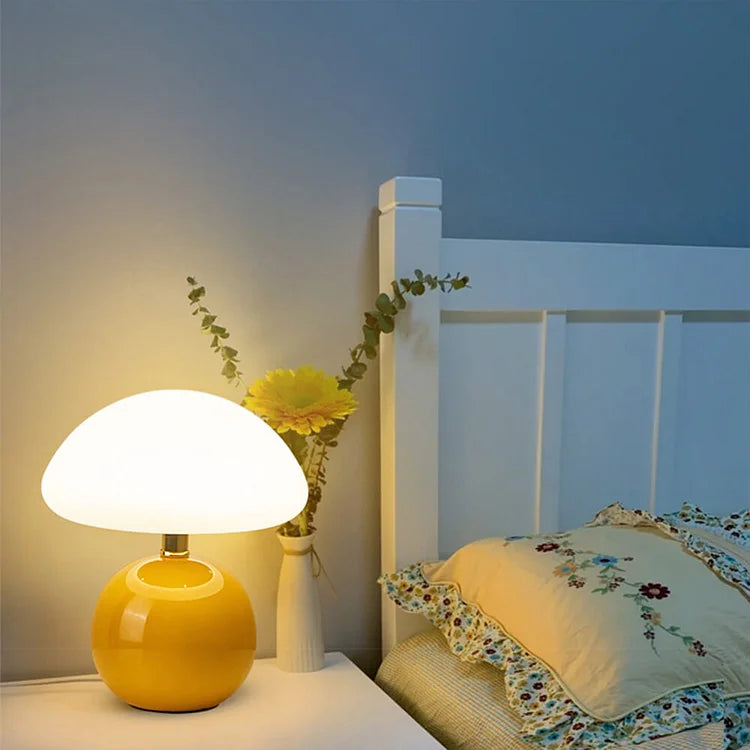 MEELANO Fransk cremefarvet champignonlampe