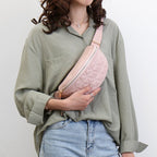 MEELANO Hoftaske & Crossbody Taske – Praktisk Taske med Ternet Mønster Lyserød