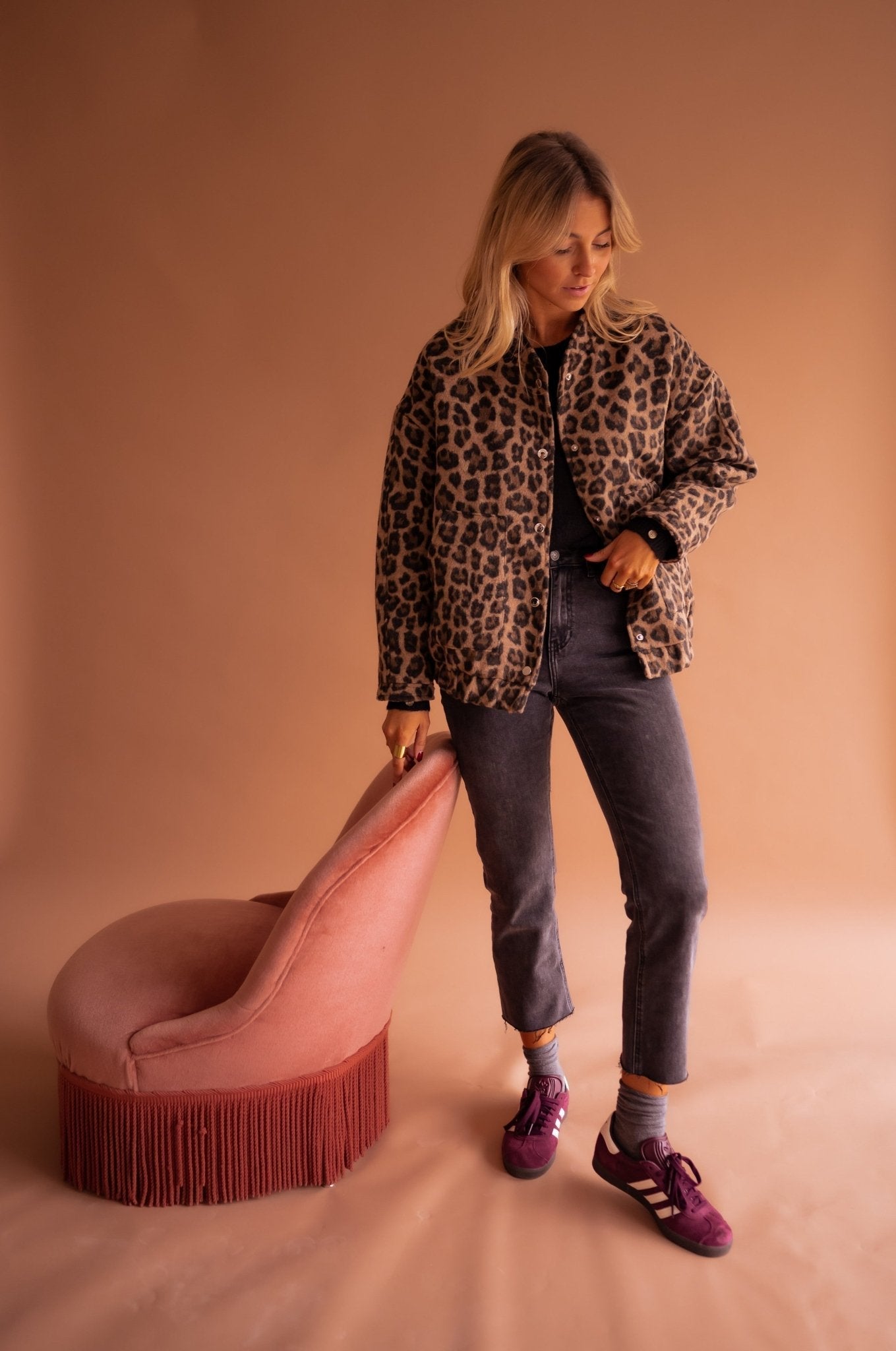 Dame Overgangsjakke - Moderigtigt snit med leopard-print