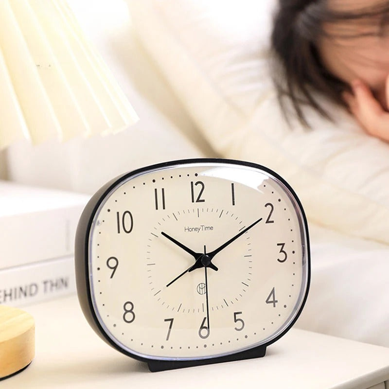 MEELANO Vintage Bordur Med Stille Bevægelse I Plastkonstruktion Til Soveværelse Kontor - Vækkeur