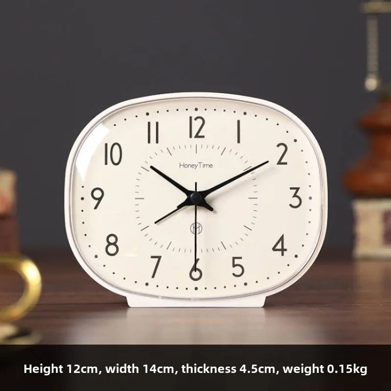 MEELANO Vintage Bordur Med Stille Bevægelse I Plastkonstruktion Til Soveværelse Kontor - Vækkeur Hvid