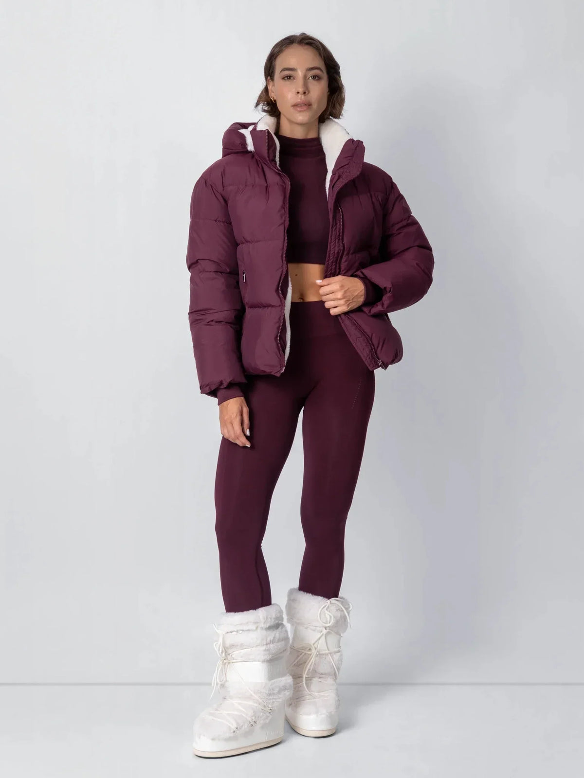 MEELANO Dame Dynejakke Kort – Vinterjakke Dame med Aftagelig Hætte & Kunstpelsforet, Quiltet Puffer Jakke, M–2XL – Amore
